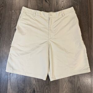 Nike Fit Dry Men’s Golf Shorts. Beige Shorts. Men’s Size 36
